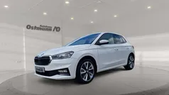 Candyweiss Gebraucht 2022 Skoda Fabia Style Limousine | 17.440 € (Fairer Preis)