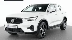Weiß Gebraucht 2024 Volvo XC40 Core SUV | 35.990 € (Guter Preis)