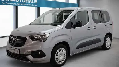 Gebraucht Opel Combo Life Elegance 131 PS (96 kW) 2022 Silber Van / Kleinbus