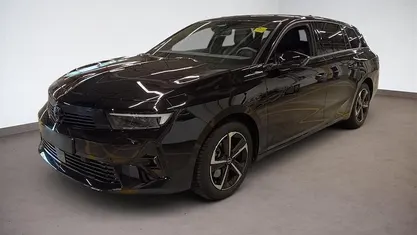 Usado Opel Astra 96 HP (70 kW) 2024 Preto Carrinha