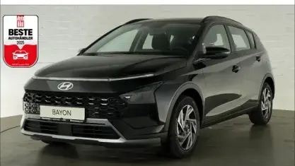 Neu Hyundai Bayon Trend 101 PS (74 kW) 2025 Schwarz SUV