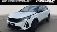 Weiss Gebraucht 2023 Peugeot 5008 GTi Van / Kleinbus | 36.990 € (Fairer Preis)