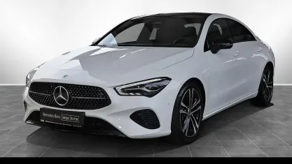 Gebraucht Mercedes CLA180 Night 136 PS (100 kW) 2025 Unilack polarweiß Coupé