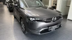 Grau Gebraucht 2021 Mazda MX30 Ad'Vantage SUV | 16.990 € (Fairer Preis)