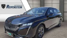 Schwarz perla nera Gebraucht 2024 Peugeot 308 Allure Kombi | 19.890 € (Superpreis)