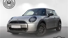 Silber Gebraucht 2024 Mini Cooper Kleinwagen | 25.900 € (Fairer Preis)