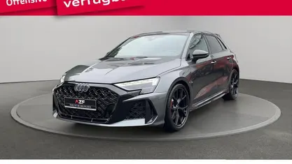 Gebraucht 2025 Audi RS3 Sportback Ambiente Kleinwagen | 91.275 €