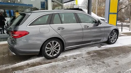 Gebraucht Mercedes C180 Avantgarde 156 PS (114 kW) 2018 Grau Kombi