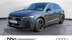 Grau Neu 2025 Audi A1 Sportback Advanced Plus Kleinwagen | 24.990 € (Guter Preis)