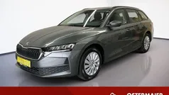 Gebraucht 2024 Skoda Octavia Essence Kombi | 28.250 € (Fairer Preis)