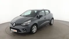 Grau Gebraucht 2019 Renault Clio IV Life Limousine | 10.910 € (Fairer Preis)