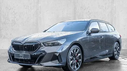 Occasion BMW i5 Performance 250 kW (340 PK) 2025 Grijs Stationwagen