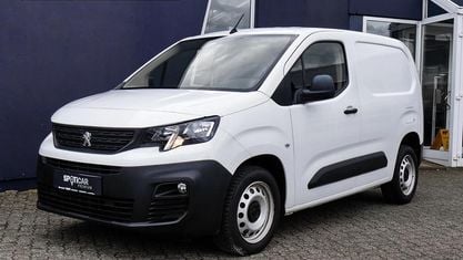 Gebraucht Peugeot Partner Premium 99 PS (72 kW) 2019 Schneeweiß Van / Kleinbus