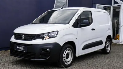 Gebraucht Peugeot Partner Premium 99 PS (72 kW) 2019 Van / Kleinbus