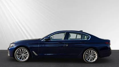Blau Gebraucht 2022 BMW 530 Luxury Line Limousine | 38.270 € (Superpreis)