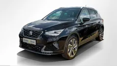 Midnight schwarz metallic Gebraucht 2024 Seat Arona FR SUV | 21.440 € (Fairer Preis)