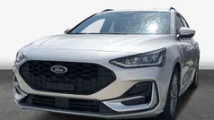 Silber Gebraucht 2024 Ford Focus ST-Line Kombi | 25.980 € (Fairer Preis)
