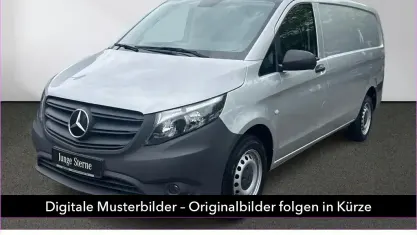 Gebraucht Mercedes Vito 163 PS (119 kW) 2022 Silber Van