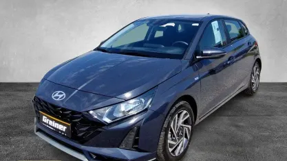 Gebraucht Hyundai i20 Trend 101 PS (74 kW) 2024 Aurora grey (metallic) Kleinwagen