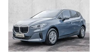 Gebraucht BMW 218 Sport Line 136 PS (100 kW) 2023 Van / Kleinbus