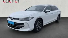 Pure white Gebraucht 2024 VW Passat Business Kombi | 36.890 € (Fairer Preis)