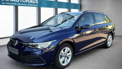 Gebraucht VW Golf VIII Life 116 PS (85 kW) 2024 Blau Kombi