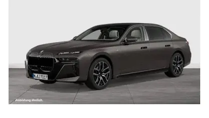 Second-hand BMW 740 Executive 299 CP (219 kW) 2025 Berlinǎ