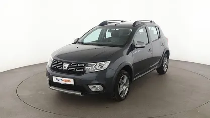 Grau Gebraucht 2018 Dacia Sandero Essentiel Kleinwagen | 8.140 € (Fairer Preis)