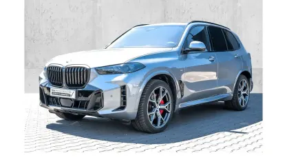 Gebraucht BMW X5 M Sport 360 PS (264 kW) 2025 Grau SUV