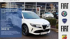 Bianco weiss Neu 2025 Alfa Romeo GT Junior Edizione Speciale | 30.990 € (Guter Preis)