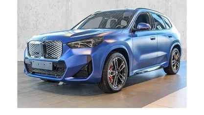 Gebraucht 2025 BMW iX1 M Sport SUV | 55.450 € (Fairer Preis)