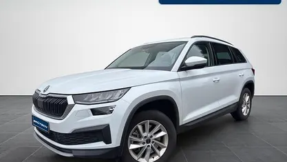 Moonweiss metallic Gebraucht 2023 Skoda Kodiaq Ambition SUV | 34.880 € (Guter Preis)