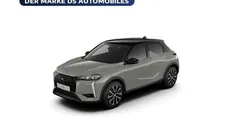 Beige (seidengrau) Neu 2024 DS Automobiles DS3 Crossback E-Tense Performance Line Plus SUV | 34.990 € (Fairer Preis)