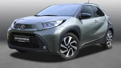 Gebraucht Toyota Aygo X Basis 72 PS (52 kW) 2023 2vk (grün) SUV