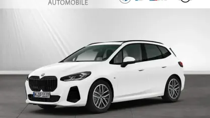 Gebraucht BMW 220 M Sport 170 PS (125 kW) 2022 Alpinweiss uni