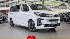 Weiß Gebraucht 2024 Opel Zafira Life Edition Van | 38.350 € (Superpreis)