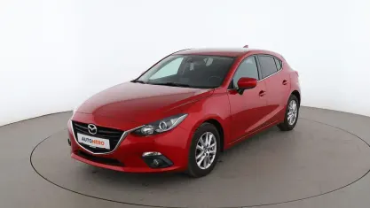 Gebraucht Mazda 3 Center-Line 120 PS (88 kW) 2015 Rot Limousine