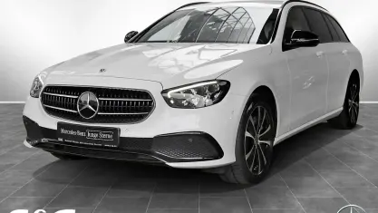 Gebraucht Mercedes E300 Avantgarde 194 PS (142 kW) 2022 Polarweiß uni Kombi