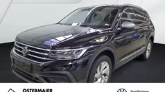 Deep black perleffekt Gebraucht 2024 VW Tiguan Allspace Life SUV | 34.980 € (Superpreis)