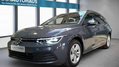 Gebraucht 2024 VW Golf VIII Life Kombi | 23.990 € (Fairer Preis)