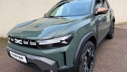 Gebraucht 2025 Dacia Duster Extreme SUV | 28.880 € (Fairer Preis)