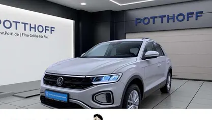 Gebraucht 2025 VW T-Roc Life SUV | 23.221 € (Superpreis)