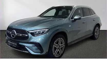 Lack verdesilber Gebraucht 2025 Mercedes GLC400d AMG SUV | 68.380 € (Fairer Preis)
