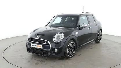 Schwarz Gebraucht 2017 Mini Cooper SD Kleinwagen | 15.200 € (Fairer Preis)