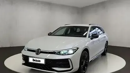 Neu VW Passat 150 PS (110 kW) 2026 Oryxweiß perlmutteffekt Kombi