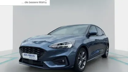 Gebraucht Ford Focus ST-Line 125 PS (91 kW) 2021 Chromablau metallic Limousine