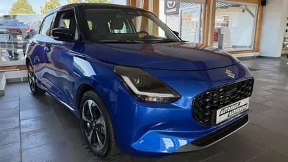 Blau Gebraucht 2024 Suzuki Swift Comfort+ Kleinwagen | 21.550 € (Teuer)