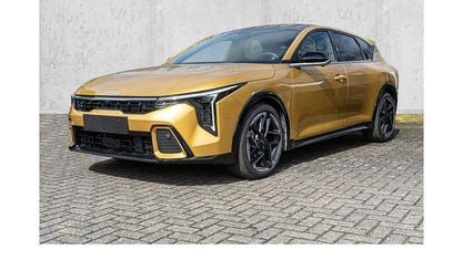 Neu Kia K4 GT-Line 179 PS (131 kW) 2026 Gelb Limousine
