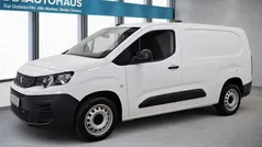 Weiß Gebraucht 2021 Peugeot Partner Premium Van / Kleinbus | 15.210 € (Fairer Preis)