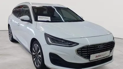 Gebraucht Ford Focus Titanium X 116 PS (85 kW) 2023 Frozen white Kombi